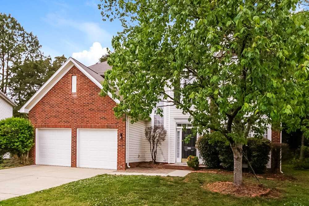 8936 Coppermine Ln - Photo 4 of 17