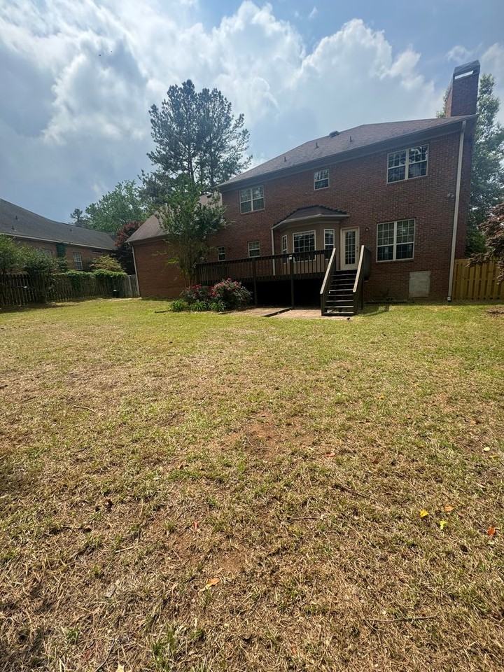 411 Bakers Ferry Trl - Photo 2 of 17