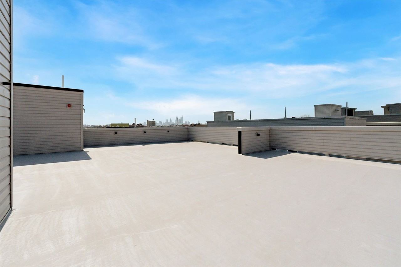 The Palma - Photo 5 of 8