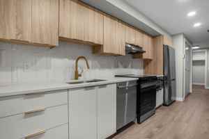 featured image of 160 S University St