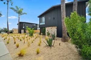 featured image of 1725 Freeman Ave