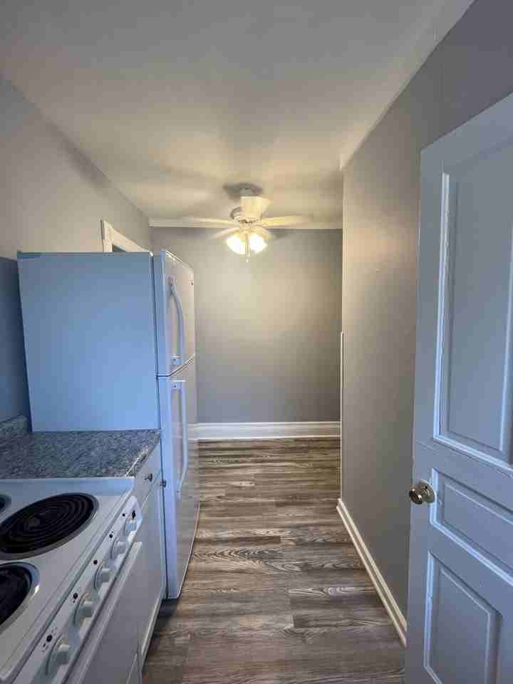 2121 7th Street - Photo 7 of 22