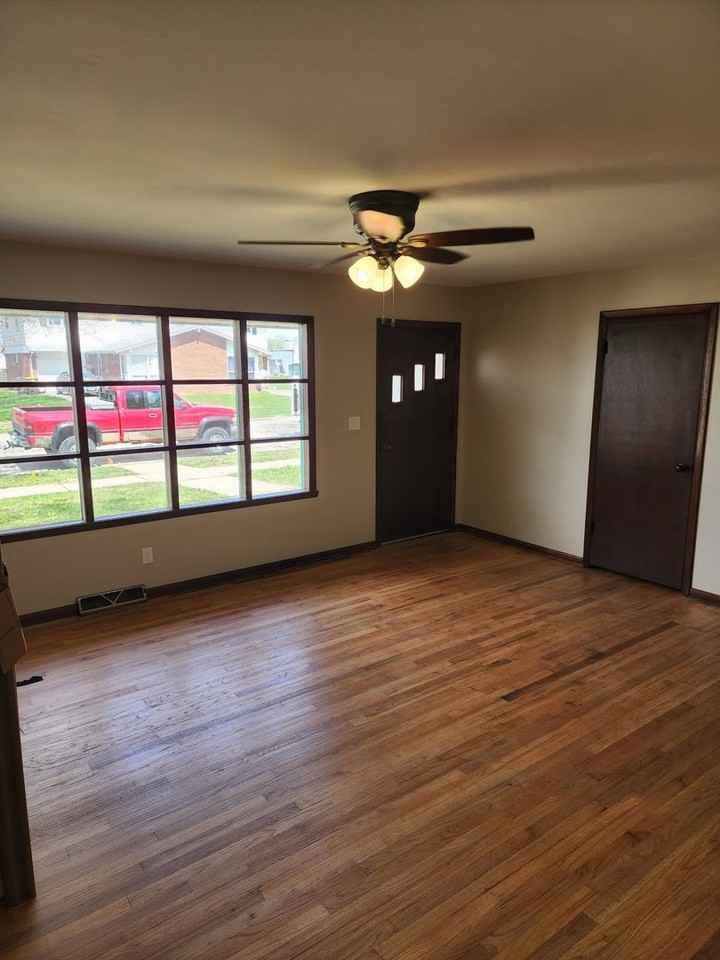 1506 Maryland Ct - Photo 4 of 10