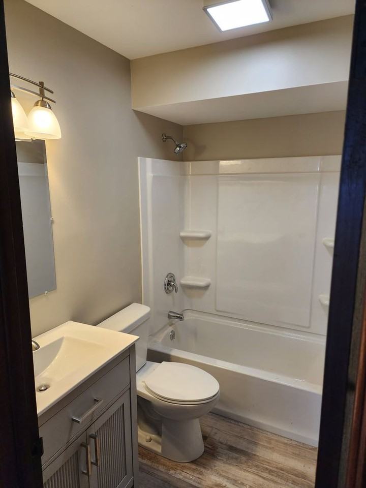1506 Maryland Ct - Photo 7 of 10