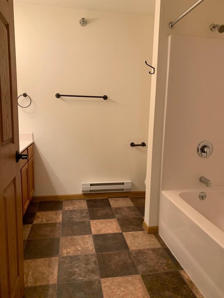 West Salem Plaza - Residential - Photo 7 of 37