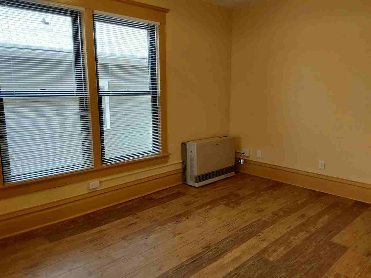 2018 10th Avenue - Photo 4 of 14