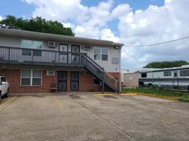 featured image of 812 W 27th St