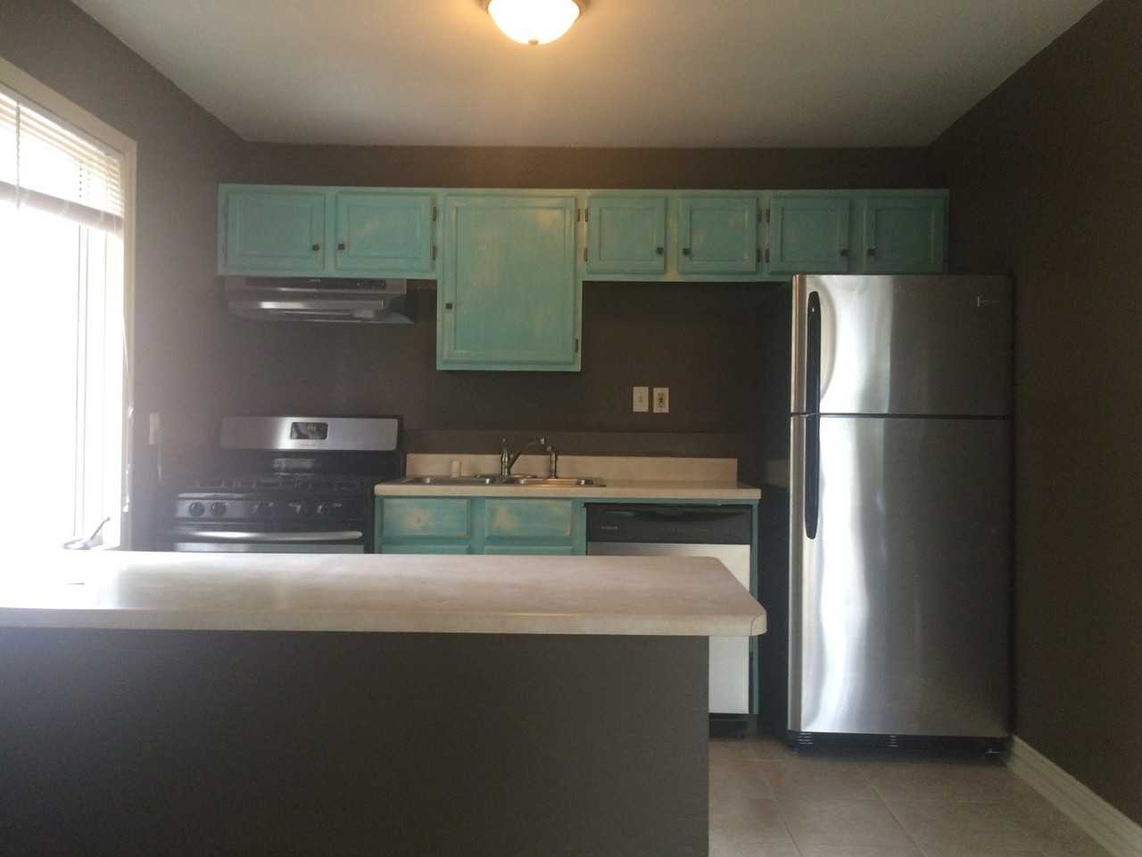 921 High Point Dr - Photo 4 of 24