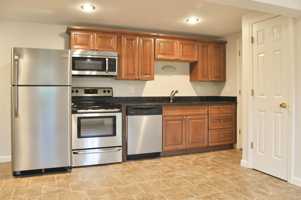 featured image of 152 Main St