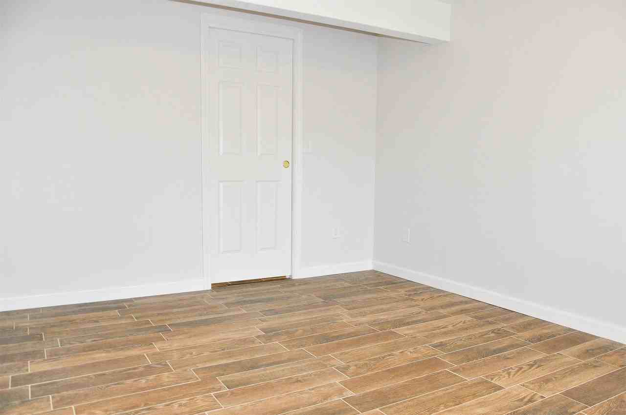 152 Main Street - Photo 4 of 20