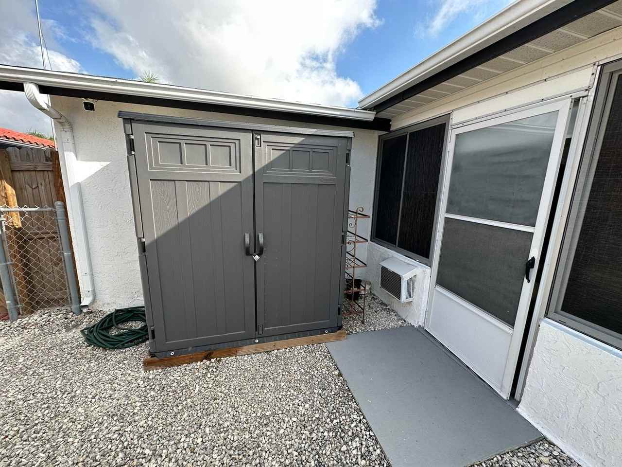7726 Sue Ellen Dr - Photo 4 of 28