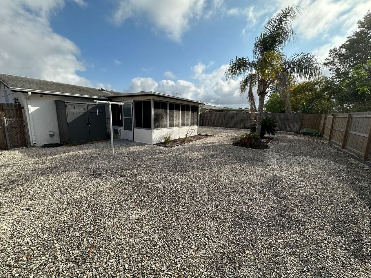 7726 Sue Ellen Dr - Photo 6 of 28