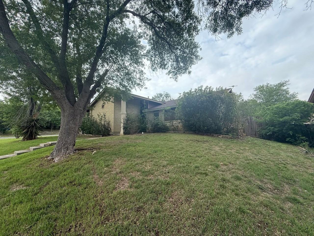 14103 Flairwood St - Photo 2 of 22