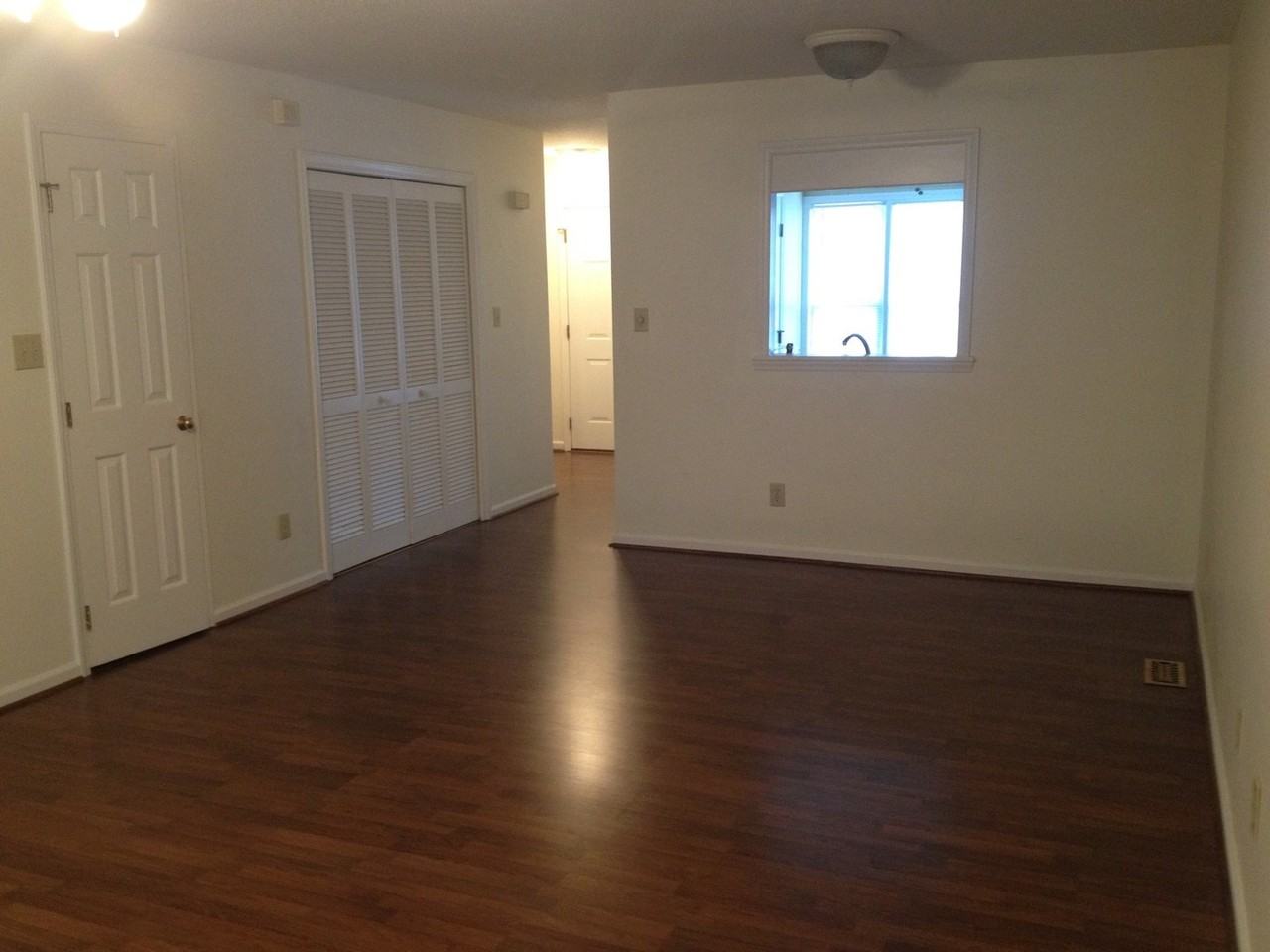 2061 Trexler Ct - Photo 4 of 7