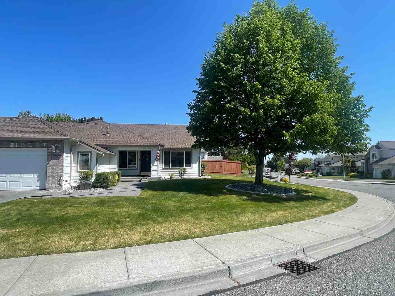 3008 Sonoran Dr - Photo 2 of 30