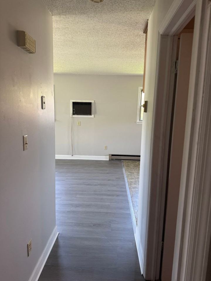 112 Monterey Dr - Photo 4 of 13