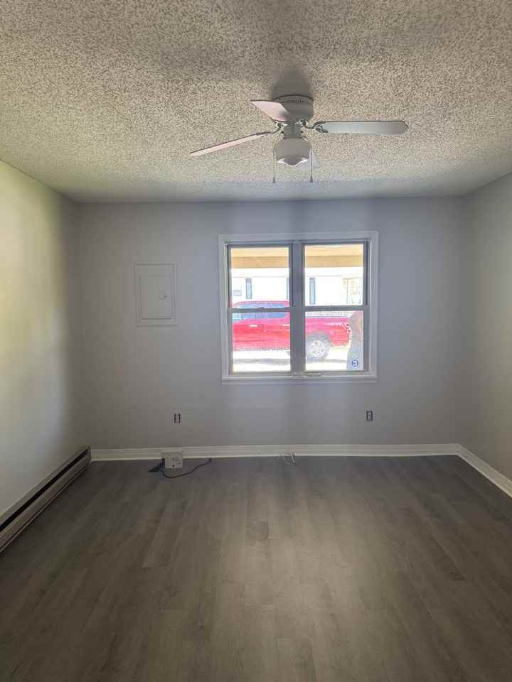 112 Monterey Dr - Photo 7 of 13