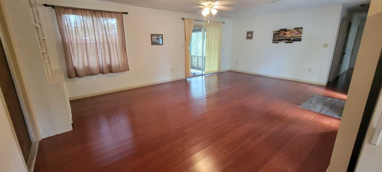 4243 Nw 20th Ter - Photo 2 of 32