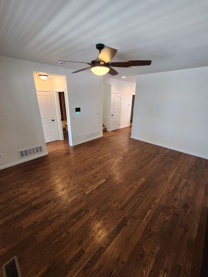 218 N 7th St - Photo 4 of 23