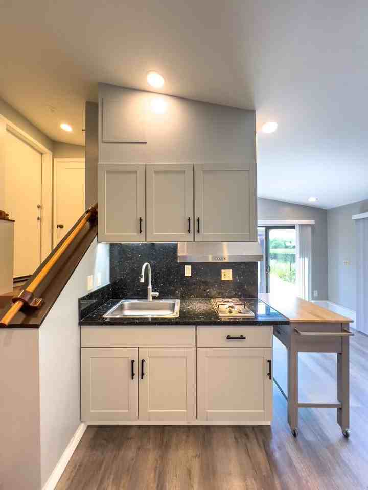 1602 Mckinley Rd - Photo 4 of 16