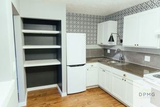 326 326 East Hillsdale - 8 #8 - Photo 1 of 1
