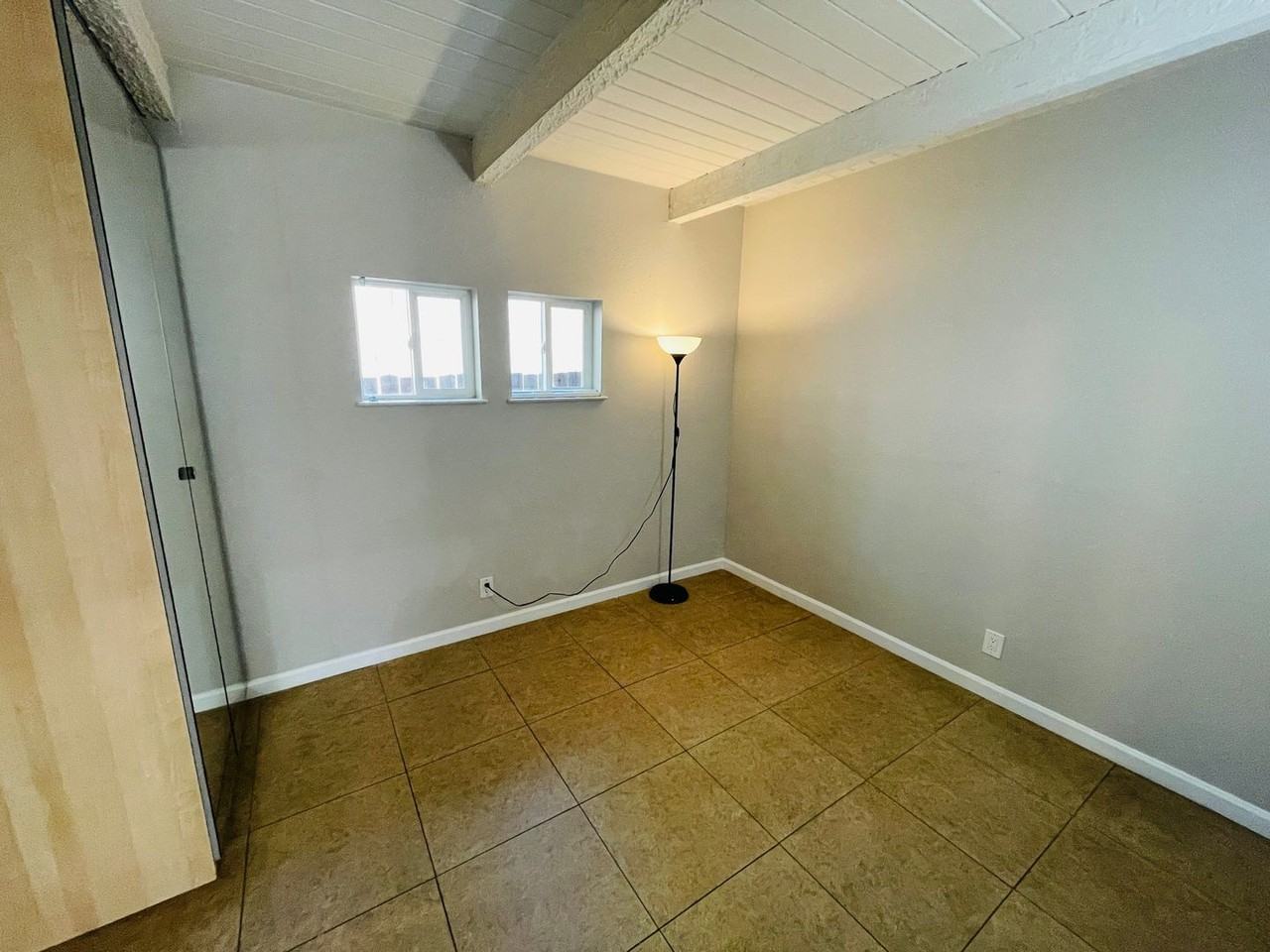 2583 Knox Ave #1 - Photo 6 of 14