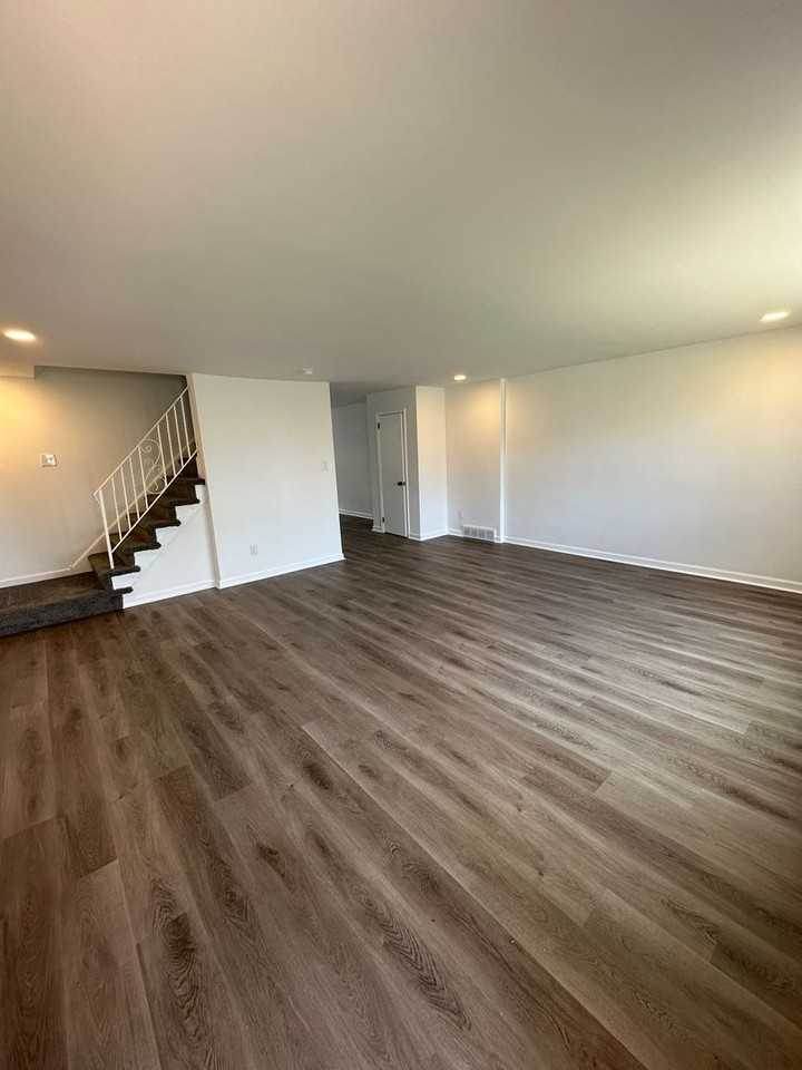 3920 Elson Rd - Photo 2 of 16