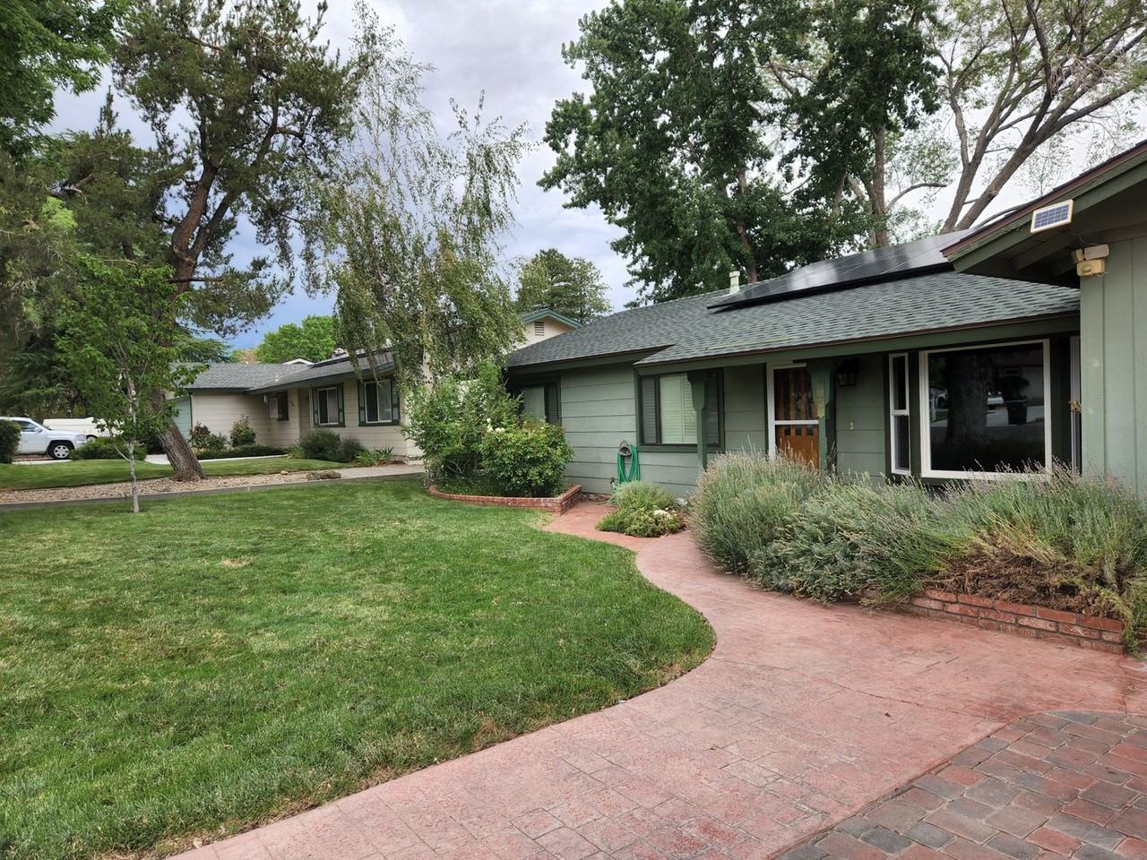 2977 Indian Creek Dr - Photo 2 of 41