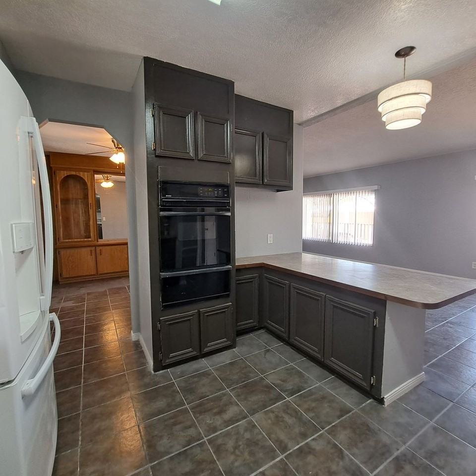 5033 Sitka Ln - Photo 4 of 21