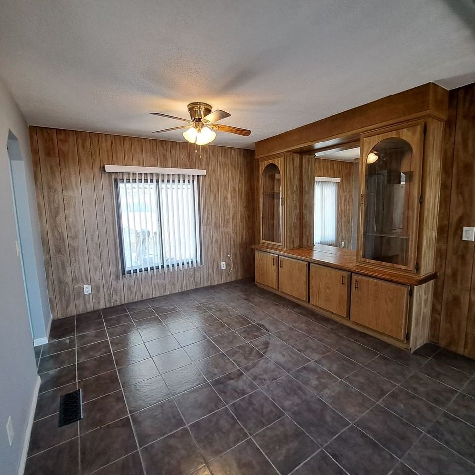 5033 Sitka Ln - Photo 5 of 21