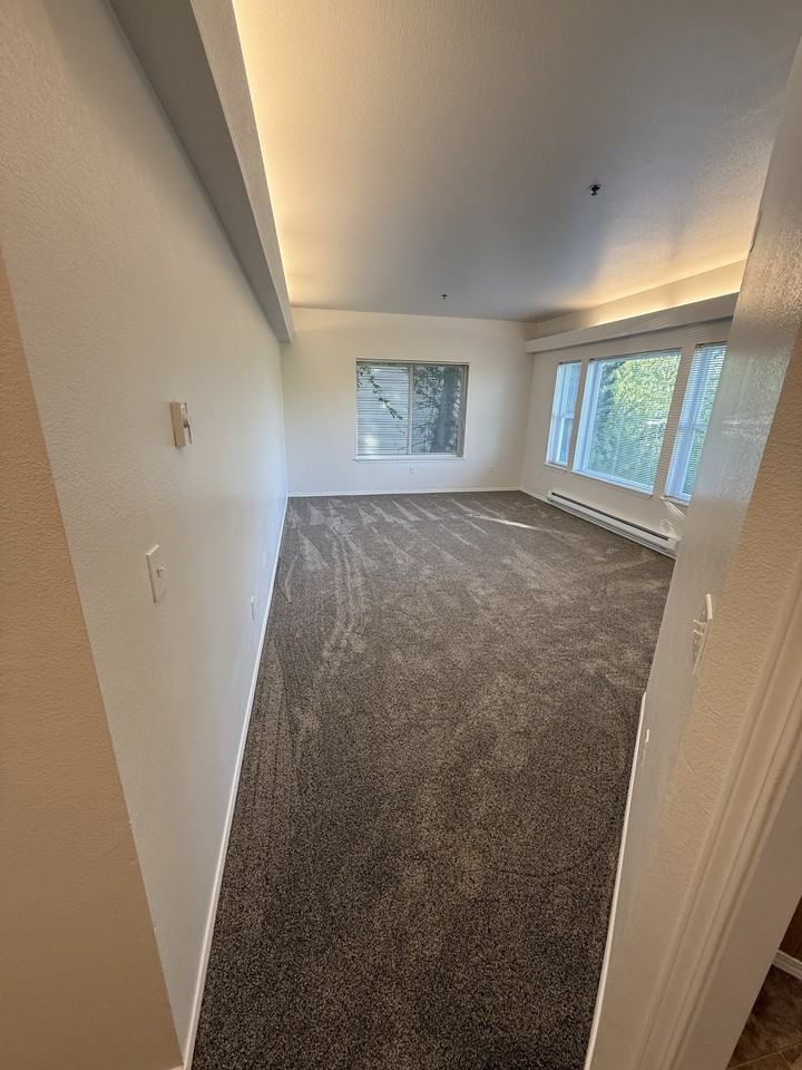 L407-101 - Photo 5 of 29