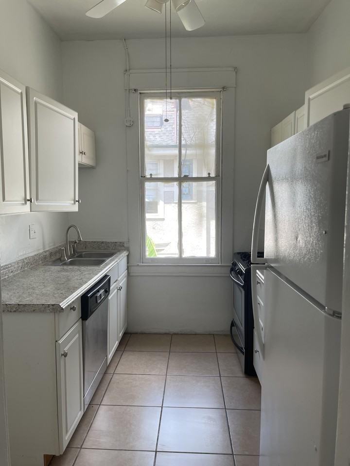 4620 St Charles - Photo 5 of 38