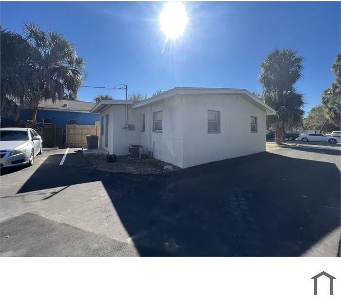 1026 - 1036 19th Street South - Photo 2 of 9