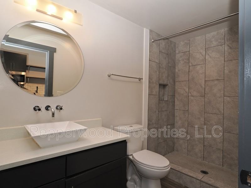 600 Magnolia St - Photo 7 of 10