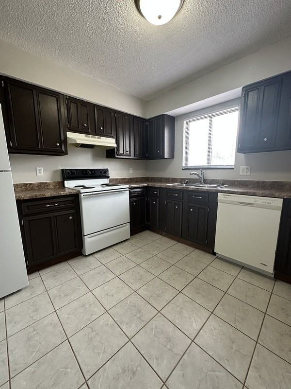 116 Harbet Ave Nw #1 - Photo 6 of 15