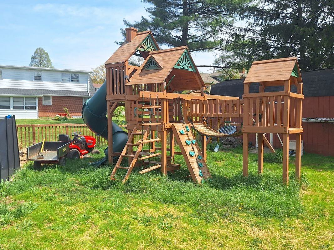 2114 Huntington Rd - Photo 3 of 15