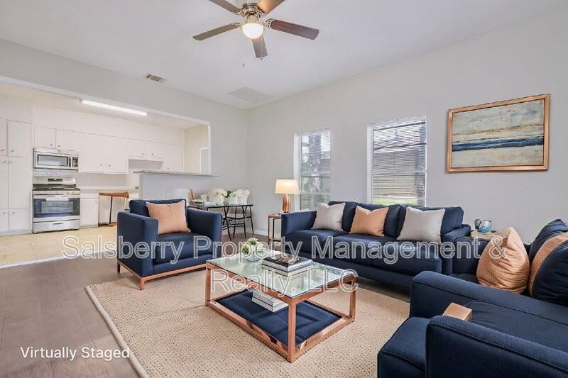 107 Windsor Ct - Photo 4 of 27