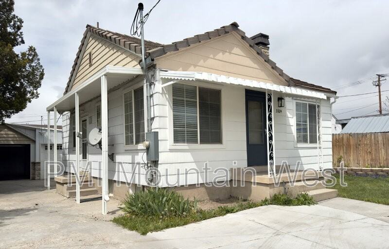 3324 Southeast - Photo 3 of 29