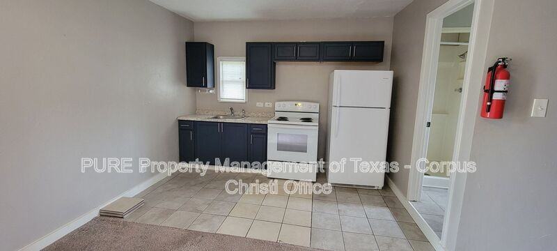 5002 Bevly Drive #B - Photo 2 of 8