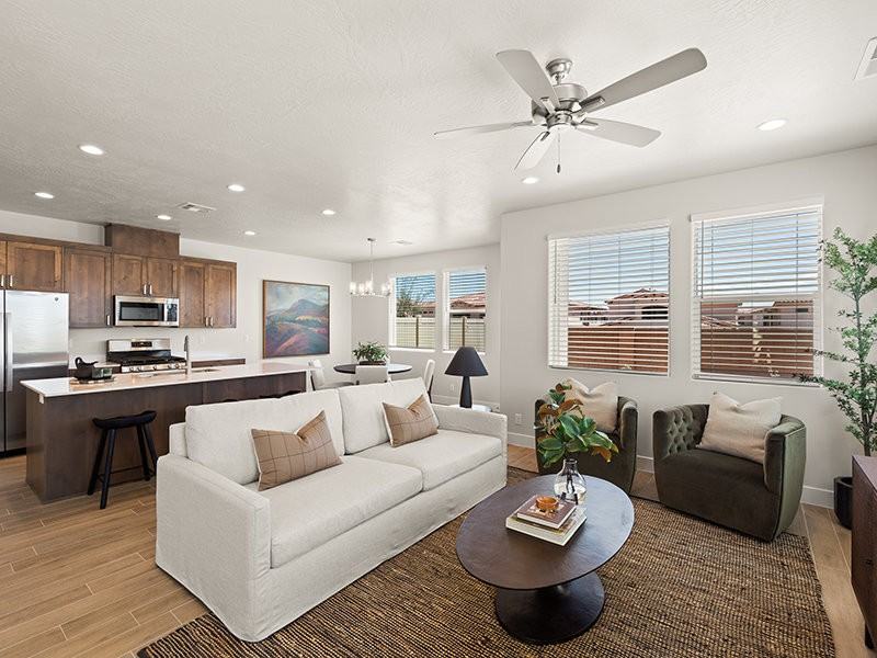 Coyote Landing - Photo 2 of 48