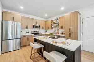 featured image of 747 S Main St