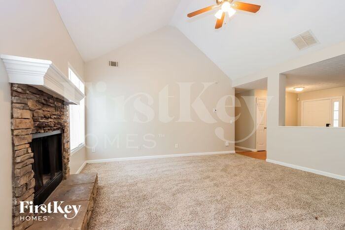 1297 Coan Dr - Photo 3 of 15