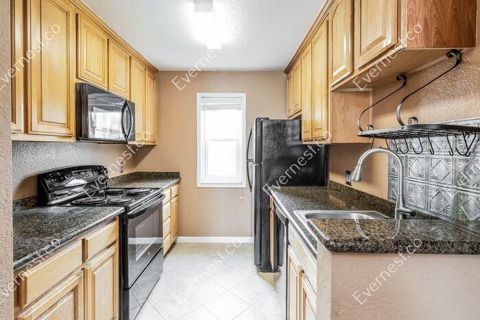 166 Monte Verano Ct - Photo 3 of 17