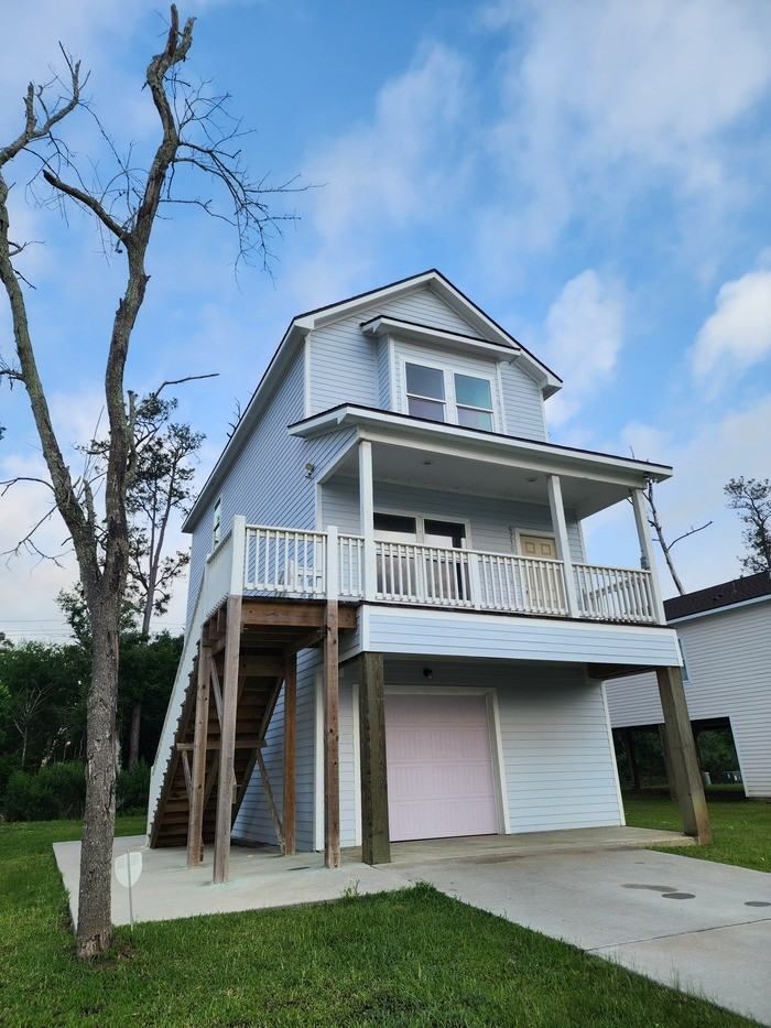 6210 Red Oak Dr - Photo 2 of 13