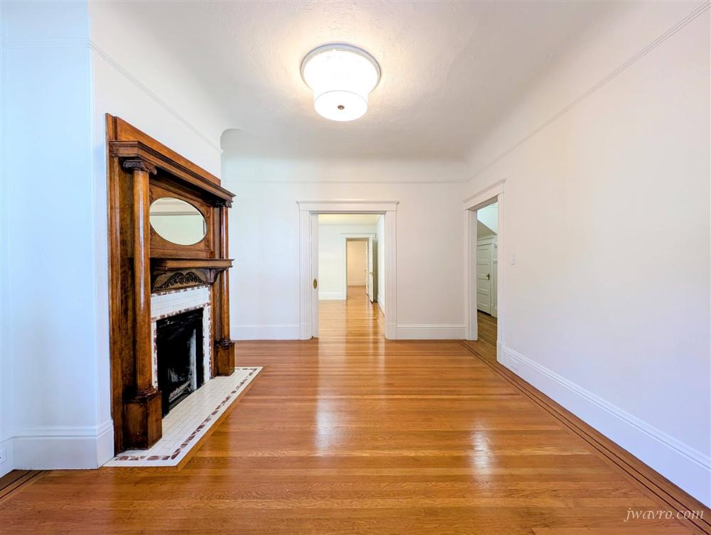 235 Clinton Park - Photo 2 of 18