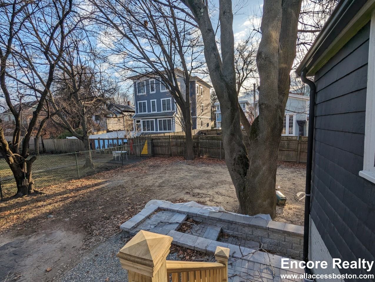 550 Franklin St #NA - Photo 5 of 18