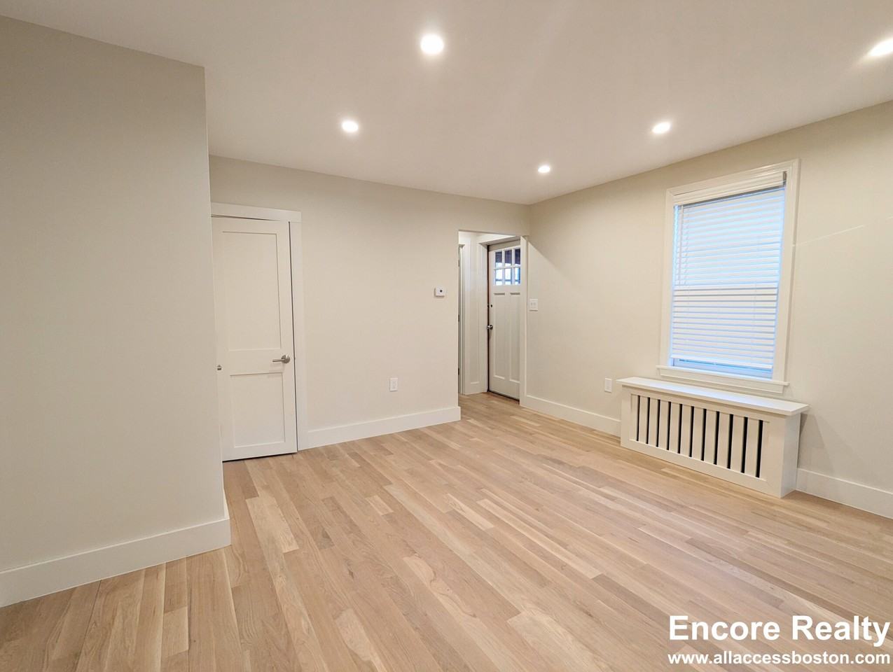 550 Franklin St #NA - Photo 6 of 18