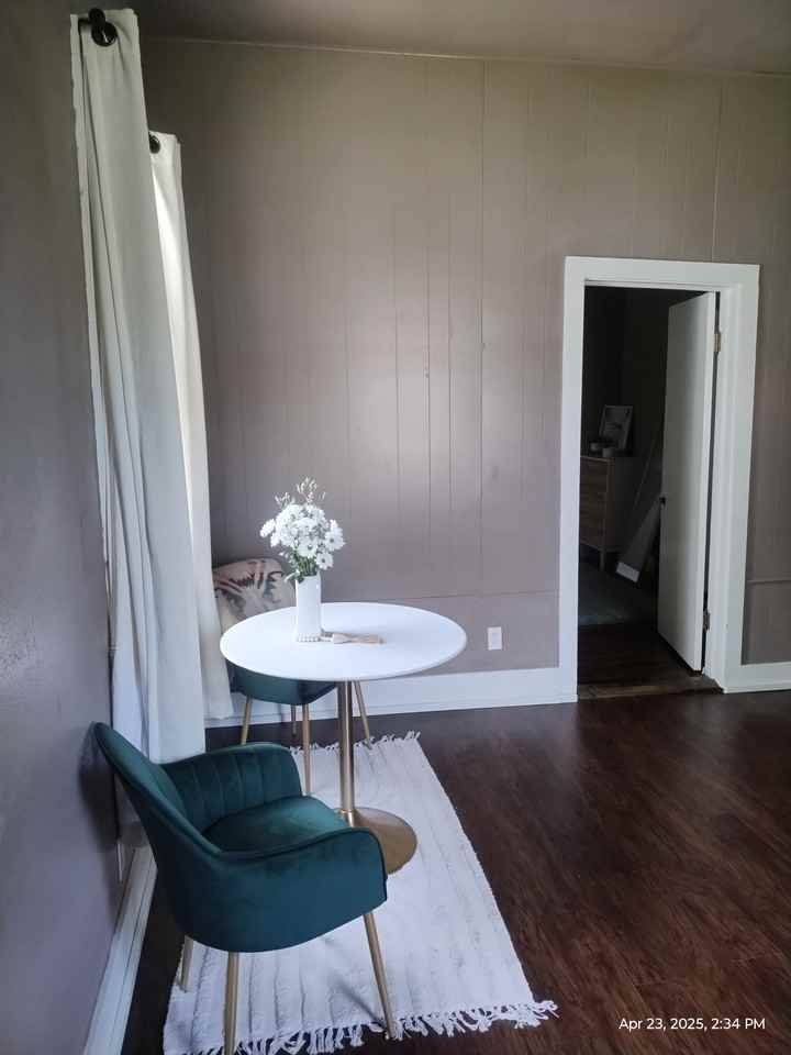 216 S Clay St #1 - Photo 3 of 18