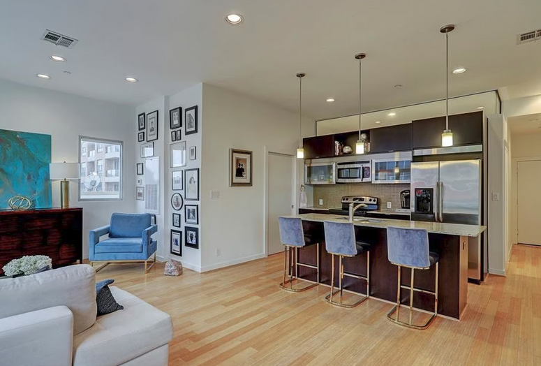 1406 Columbus Street #200.19 - Photo 2 of 13