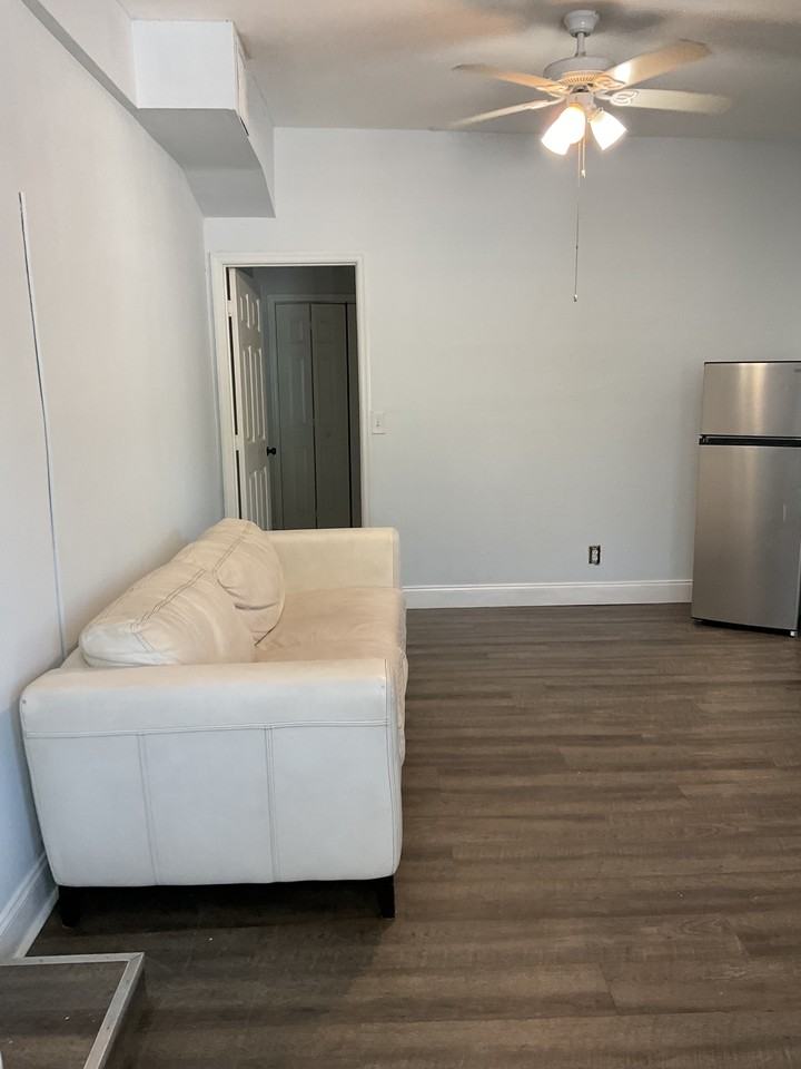 1629 N J St #1 - Photo 2 of 11